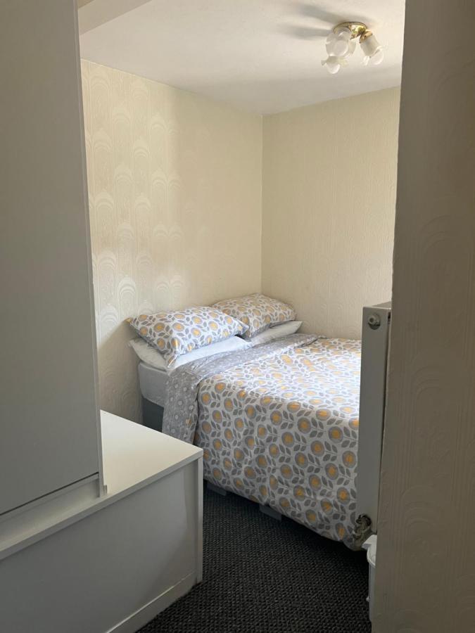 Cosy 2 Bedroom Flat Londyn Zewnętrze zdjęcie